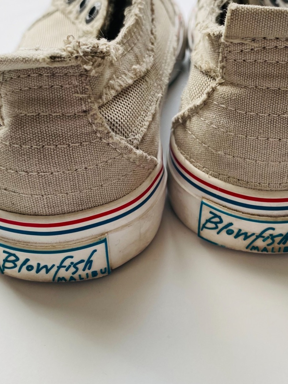 BLOWFISH MALIBU SLIP-ON SNEAKERS Distressed Canvas Beige Frayed Edges Casual 8 - Picture 9 of 12